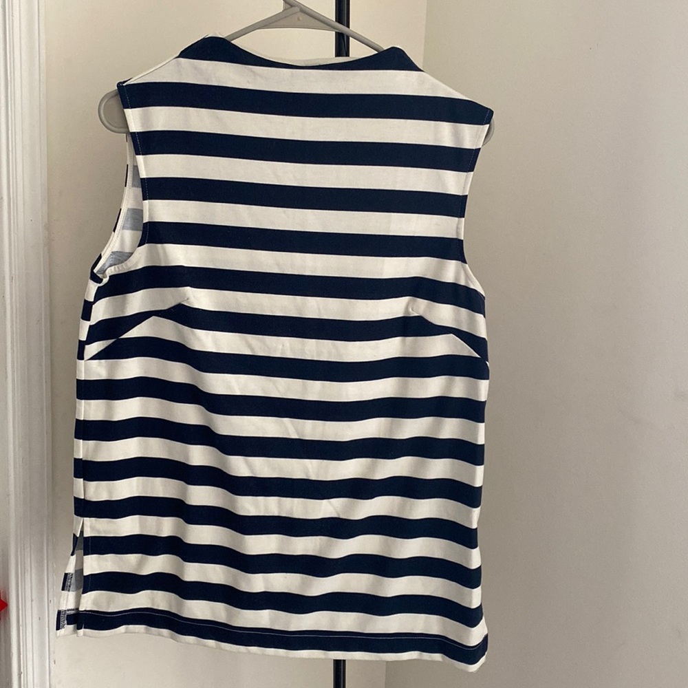 Woman shirt